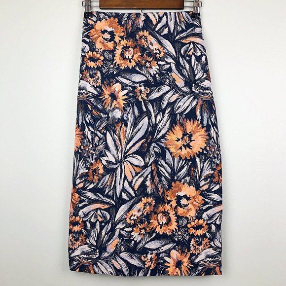 Dennis Merotto Designer Floral Twill Pencil Skirt - Picture 5 of 9